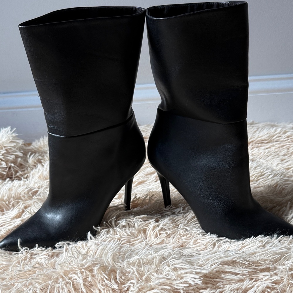 Charles By Charles David Black Heeled Boots